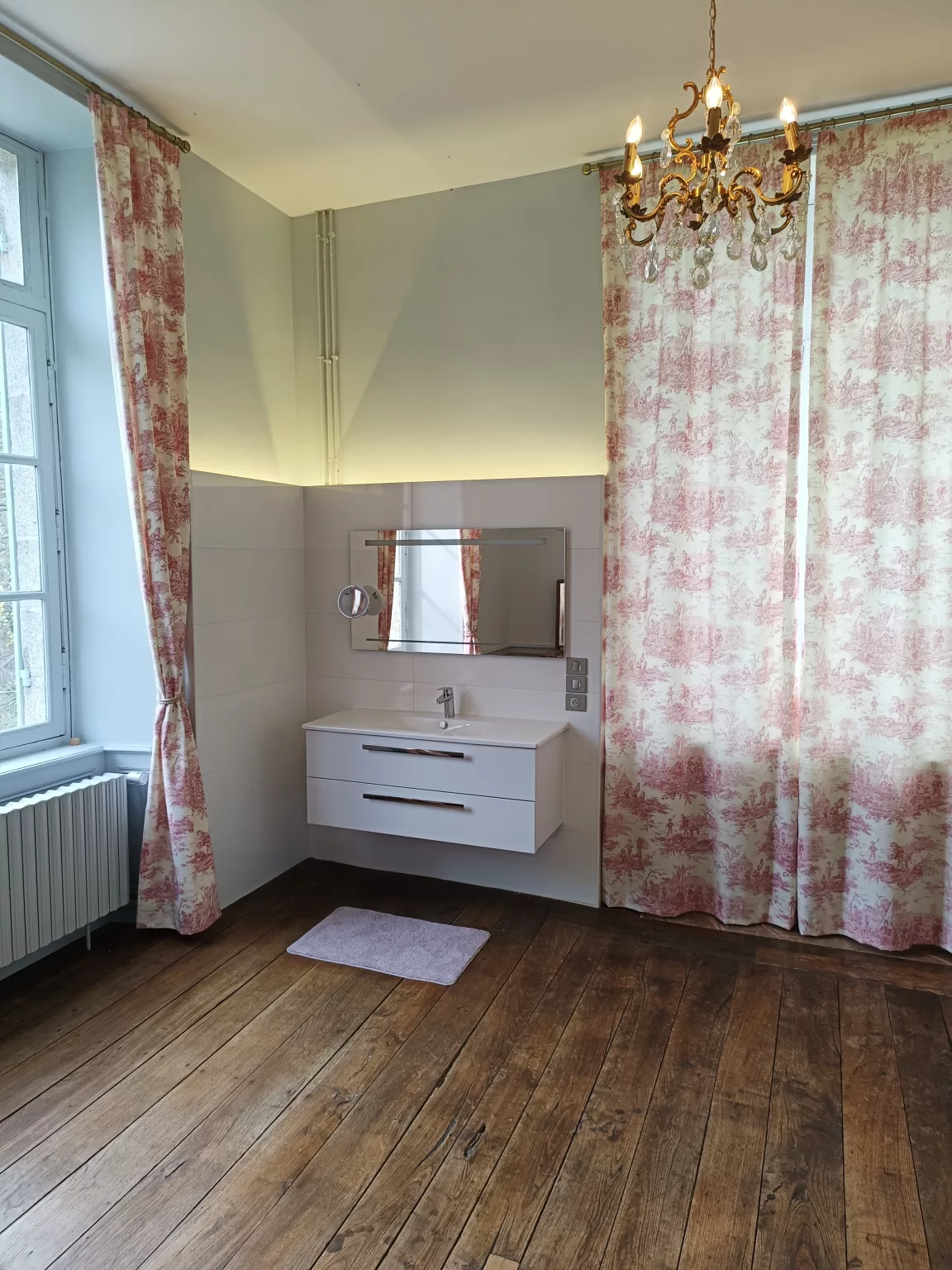 Salle de bain de la chambre d'hôtes du Château des Portes